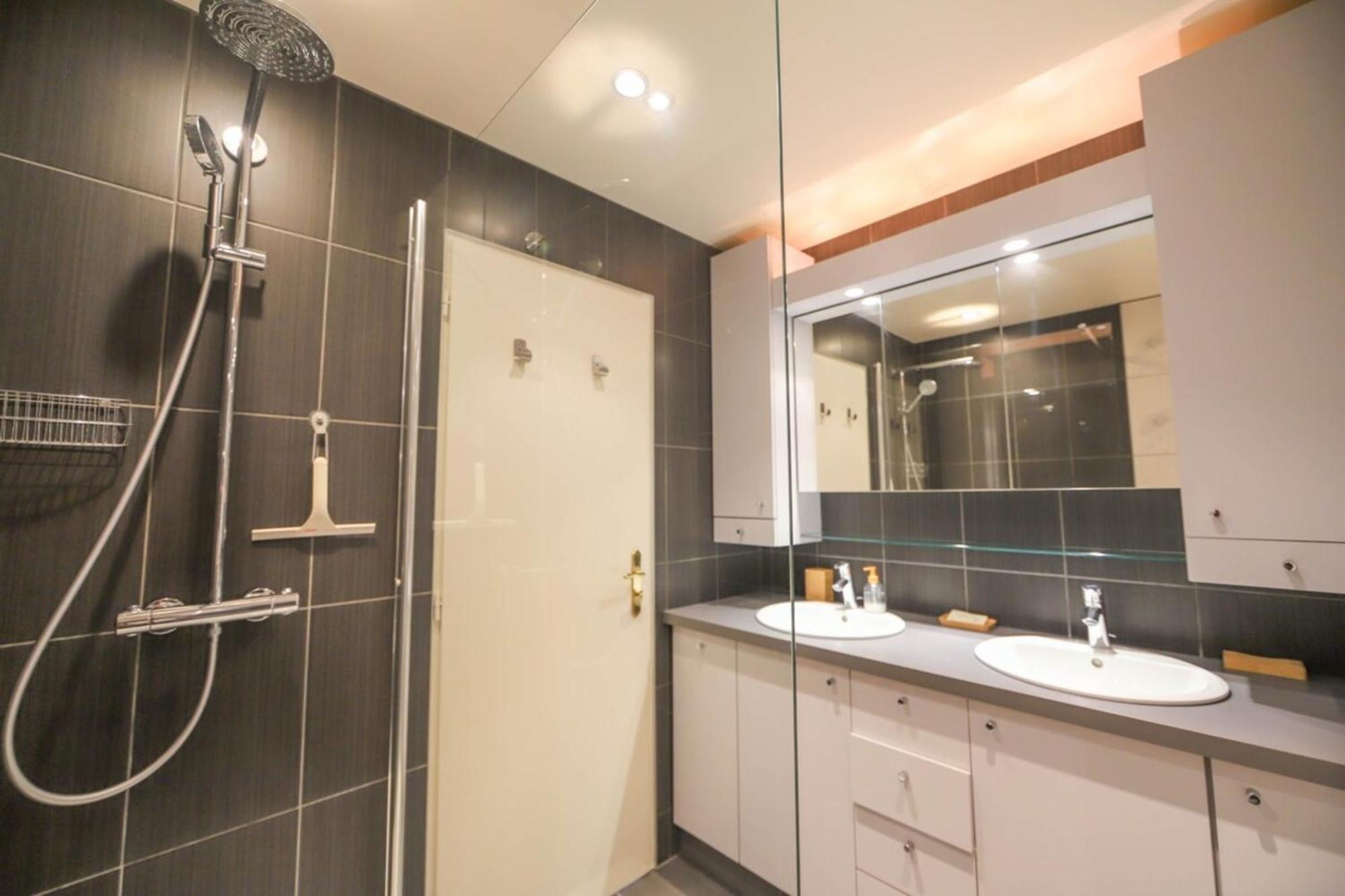 La Pause Annecienne Appartement Familial อานซี ภายนอก รูปภาพ